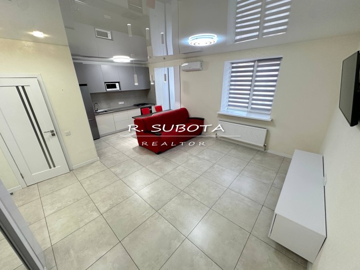 1.к. студия ЖК Счастливый Семейный 40м2 пр. Гагарина Новострой Тополь - фото 1