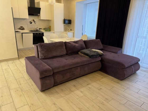 Сдам просторную 1к студию 56м 5/10 ЖК Жуковский Дніпро