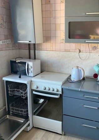 Сдается 1 комнатная квартира, бул. Строителей,  9 этаж - фото 1