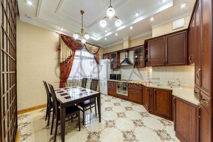 Аренда автономной квартиры , ул. Крещатик, Печерск , ЖК Капітолій - фото 1