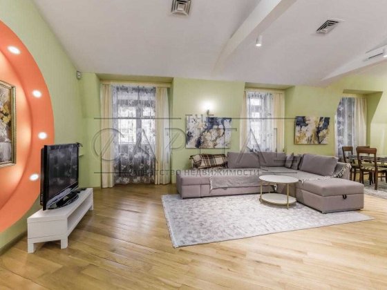 4к в історичному центрі Києва Ліпінського Велотрек Киев