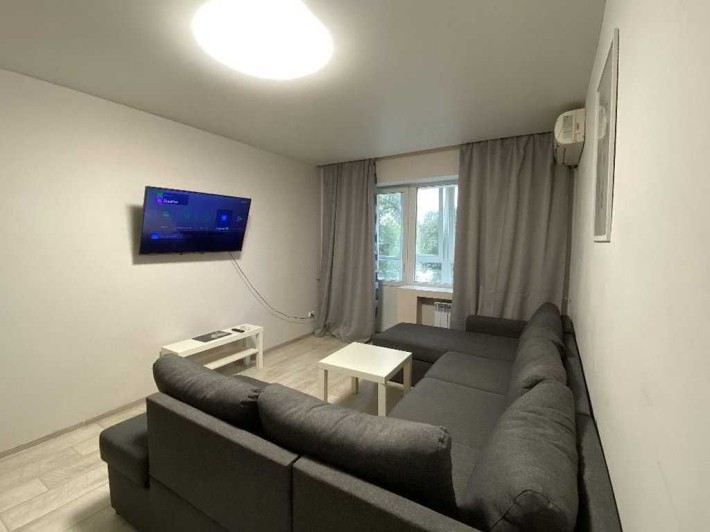 Сдам 2-х комнатную квартиру ул. Надежды Алексеенко - фото 1