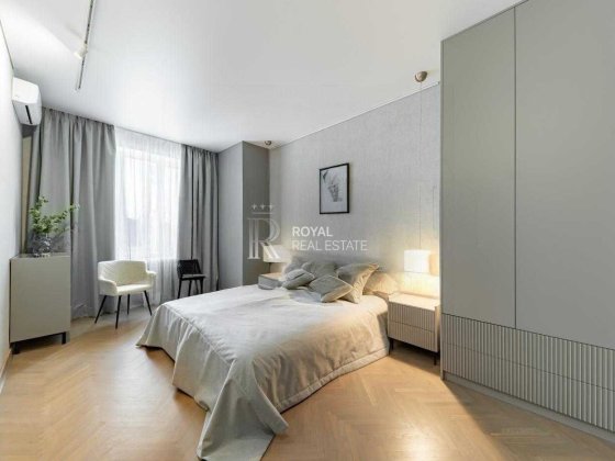 Оренда 3к дизайнерської квартири Центр 82 м2 Київ Киев