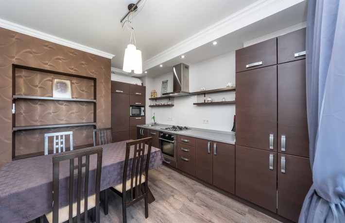 Оренда великої 3к у ЖК Кришталеві джерела. Без комісії. - фото 1