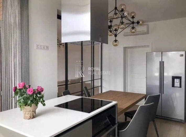 Оренда 4 кімнатної квартири 185 м² Лесі Українки 7А Печерськ Київ - фото 1