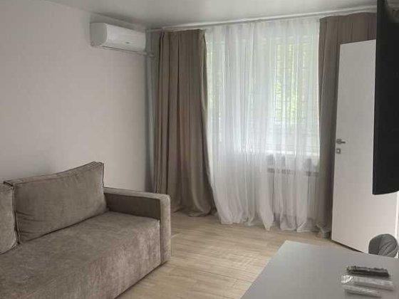 Сдам однокомнатную квартиру ул. Калиновая Дніпро