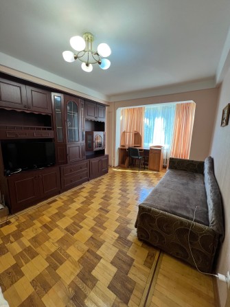 1 кімнатна, вул. Мілютенка 7, м Чернігівська 10 хв пішки. ВЛАСНИК. - фото 1