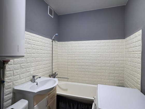 1 кімнатна квартира.  Центр. Студентський  бульвар