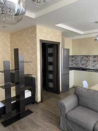 Здам однокімнатну в ЖК ,,Глушкова 9 Дʼʼ - фото 1