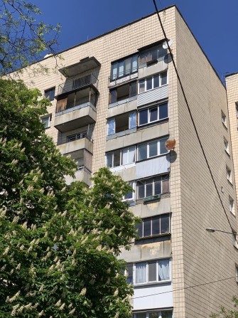 Аренда 2 кв.55 м. Ул. Кургановская3  Метро Зверинецкая 5мин ходьбы - фото 1