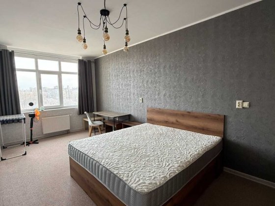 ЖК Караваєві вул. Польова 73 м.Шулявська 20хв оренда 2-ух кім квартири Київ