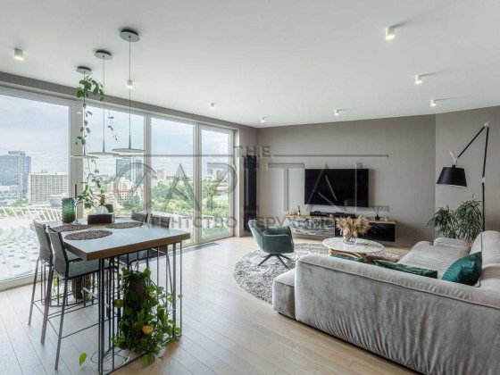 НЕЙМОВІРНИЙ ВИД на ОЛІМПІЙСЬКИЙ. Оренда квартири на вул. Ділова, 2б. Киев