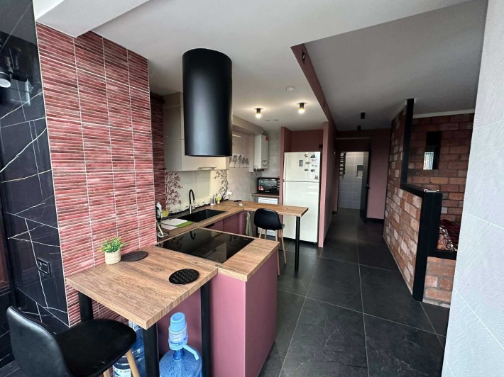 Оренда три кімнатної квартир вул Пекарська - фото 1