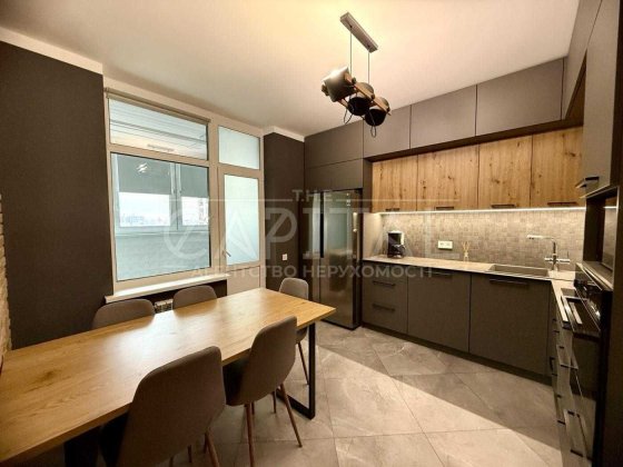 Стильна 3-кімн. квартира з «розумним домом» у ЖК “Зелений острів 2” Київ