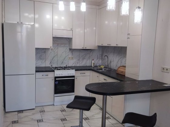 Здається 1-кімнатна квартира з кухнею-студією по вул. Мазепи (Спартак) Львів