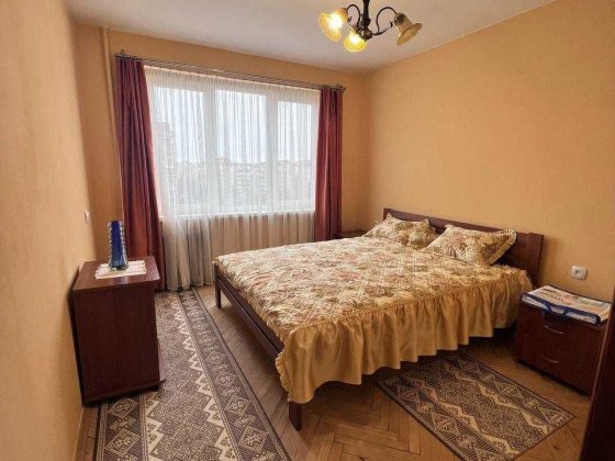 Оренда 2 кімнатної квартири по вулиці Наукова Львов