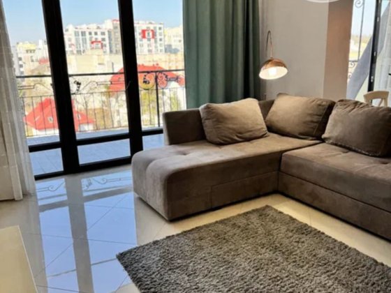 Оренда 2-к квартири + кухня-студія, 140 м² | Ближній центр Львов