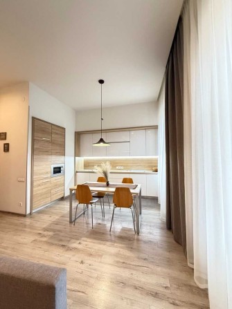 Оренда квартири в центрі на просп. Свободи - фото 1