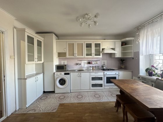 Здам 2 кім. Лінкольна Шевченківський район Львов