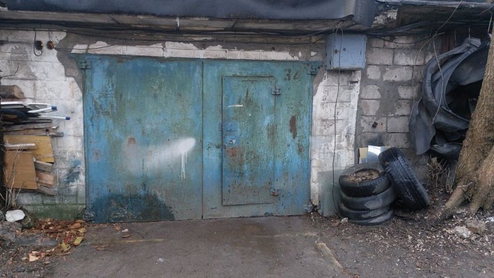 Сдам гараж район димитрова - фото 1