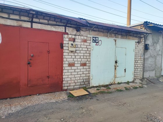 Сдам гараж на аэроклубой в центре гска