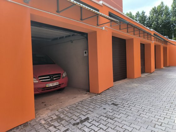 Здам гараж, заїзд з пр.Ст.Бандери. Оренда гаража Тернопіль