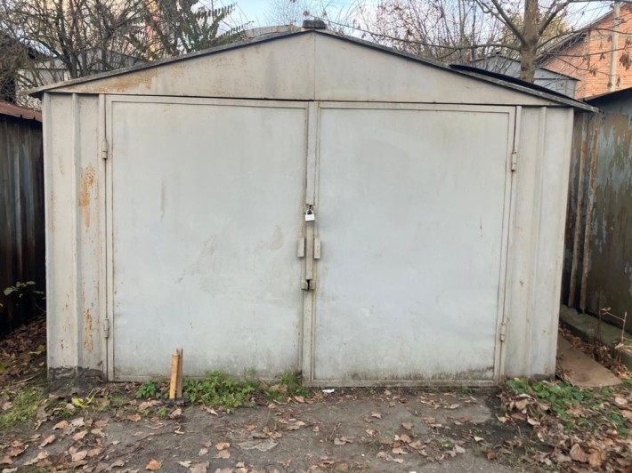 Здам металічний гараж Сторожинецька 94 а - фото 1