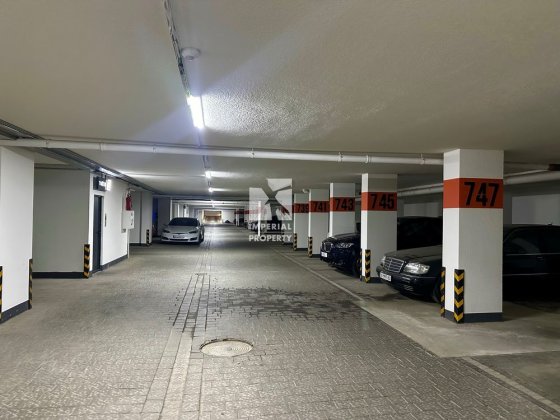 Здача в оренду паркінгу на 2 автівки! Гойди 10 ЖК "DREAM CITY" Ужгород