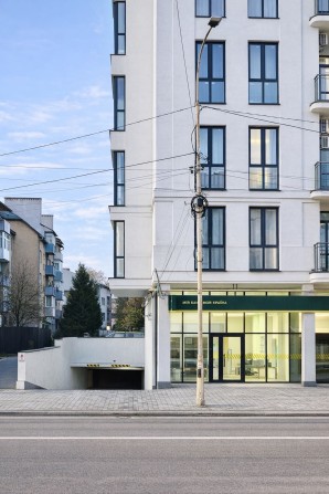 Оренда паркомісця вул. Капушанська, 34 (м. Ужгород) - фото 1