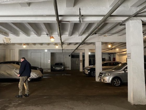 Оренда підземний паркінг, вул. Євгена Сферстюка, 23 Киев