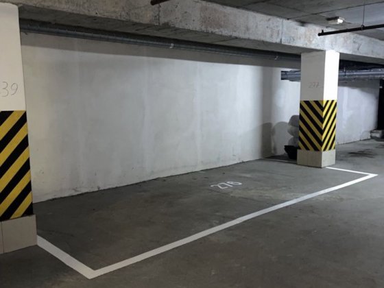 Місце на паркингу