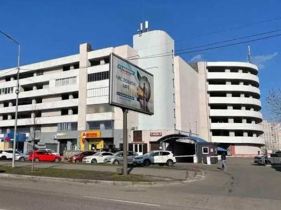 Підземне паркомісце Драгоманова 1н