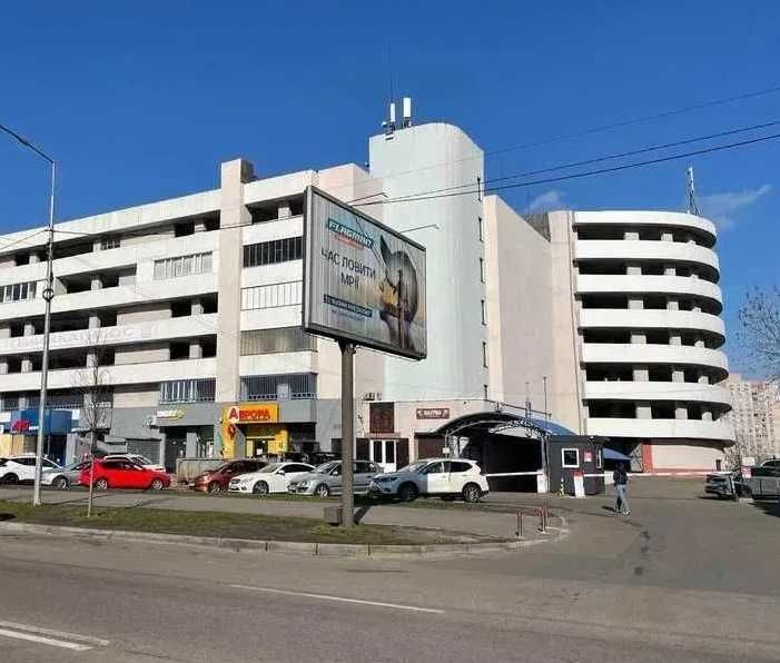 Підземне паркомісце Драгоманова 1н - фото 1