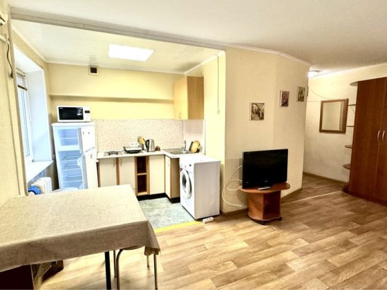 Здам однокімнатну студію, верх  пр. О. Поля Дніпро