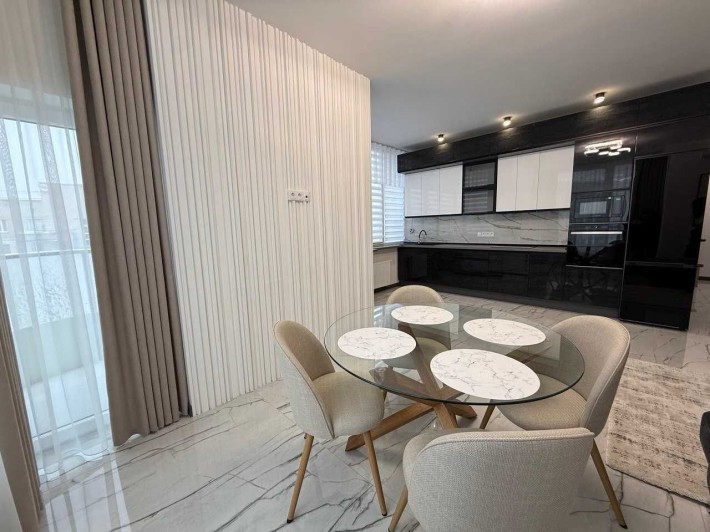 Оренда ВІП квартири у будинку бізнес класу біля Стрийського парку - фото 1