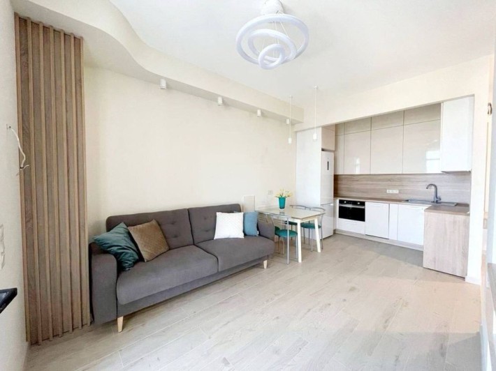 Сдам 3 ком квартру ЖК Женева. Центр. Газовое отопление. - фото 1