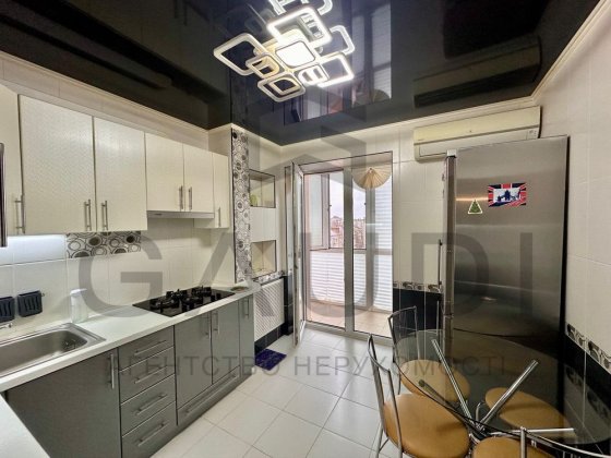 Аренда. Первая сдача! Безнал. 8 Марта-Галины Петровой. Без комиссии. Николаев