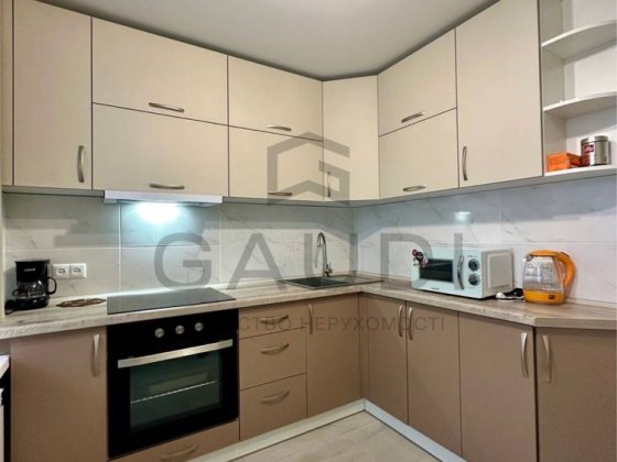 Аренда. Центр. Сити Центр.  Свободна с 14 .03