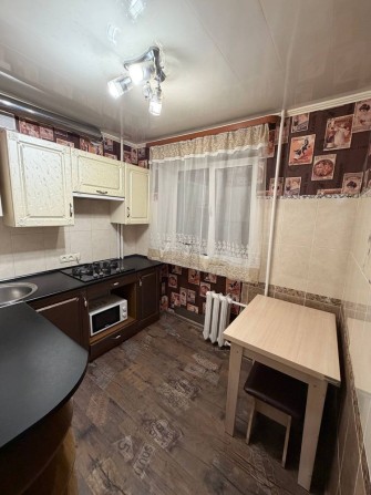 Сдам 2к квартиру жм Северный ул. Илларионовская СВЕТ НЕ ВЫКЛЮЧАЮТ - фото 1