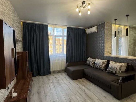 Оренда квартири-студії на вул. Петра Калнишевського Киев