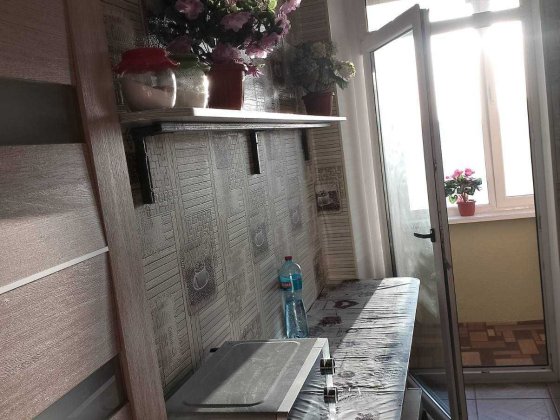 Однокімнатна - Мінська -Довгострокова оренда Киев