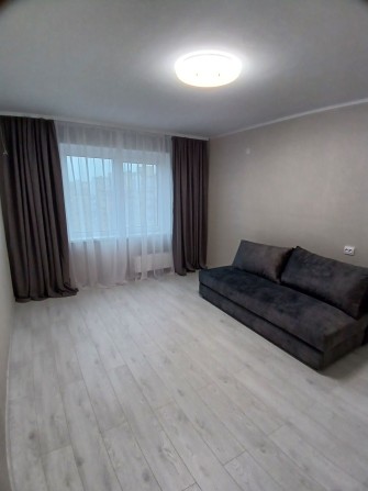 Власник. Сдам 2-х кімнатну квартиру. Метро Позняки! Л. Руденко, 5 Довг - фото 1