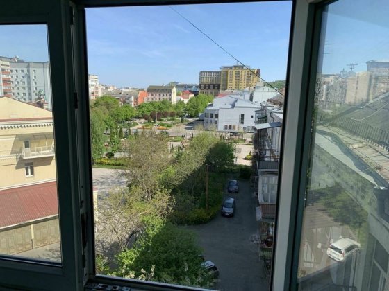 3-х кімнатна квартира в центрі Подола Киев