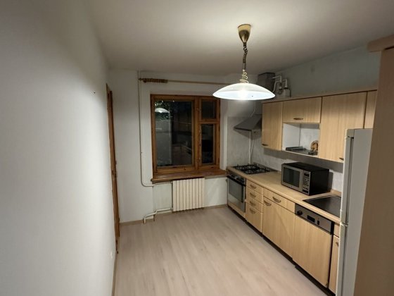 Сдаётся двухкомнатная квартира на Артёма