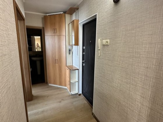 Сдаеться в аренду 2-х комнатная на длительный срок