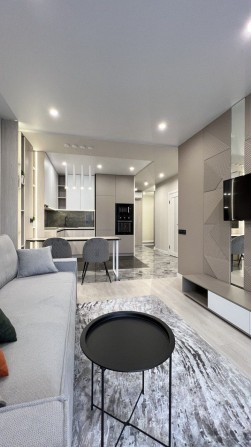 Оренда квартири з дизайнерським ремонтом в ЖК Парус Сіті - фото 1