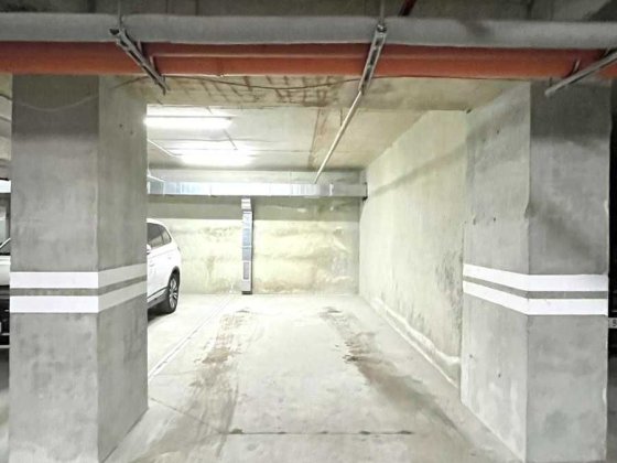 Оренда паркомісця в підземному паркінгу вул.Шевченка. Центр