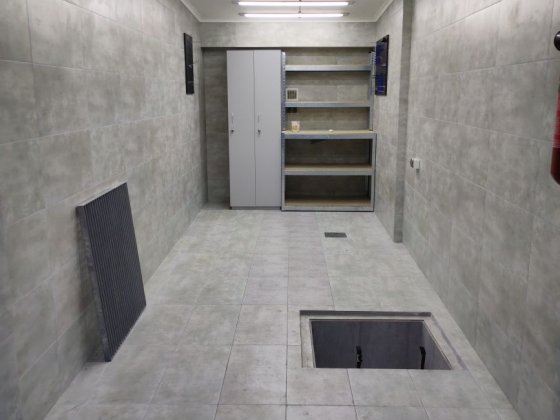 Сдам в аренду гараж склад с ремонтом Бориспольская Красный хутор