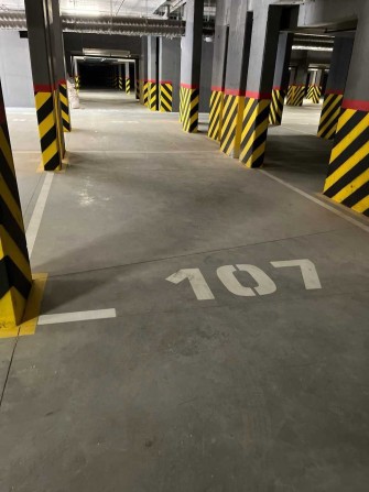 Оренда паркомісця в жк Auroom Spark вул. Навроцького 35 - фото 1