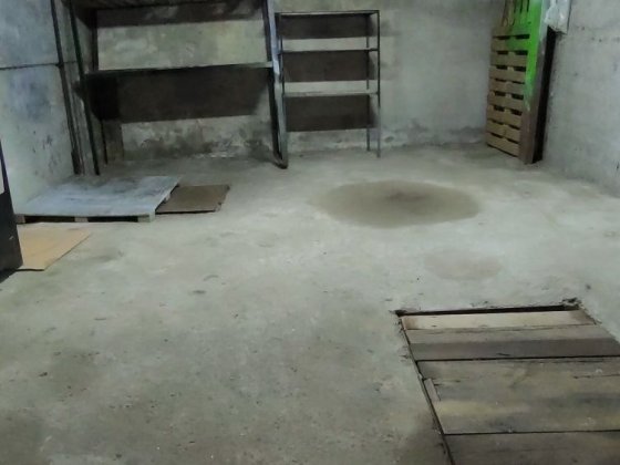 Сдам в аренду гараж бетонный метро Красный Хутор